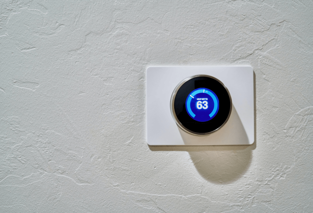 IoT thermostat connected by structured cabling solutions